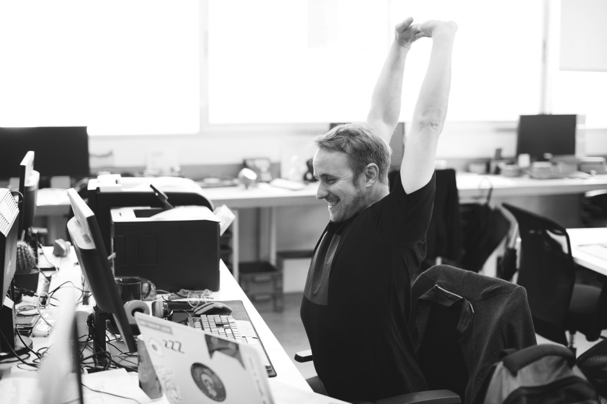 BOT_Stretching_at_work_Featured_Img